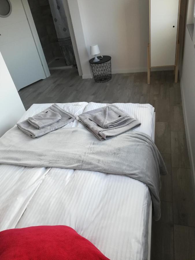 Armona Apartment Устка Екстериор снимка