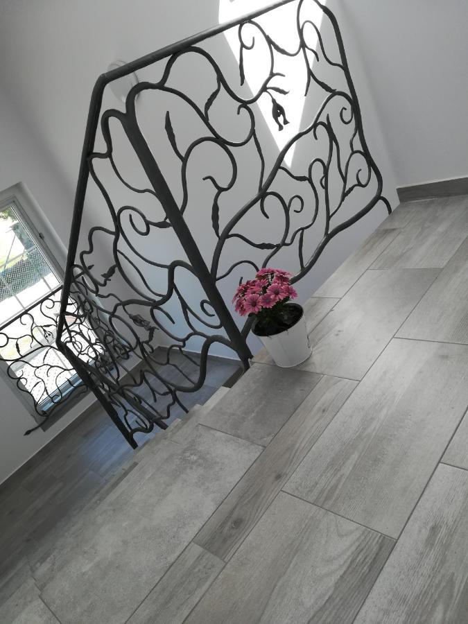 Armona Apartment Устка Екстериор снимка